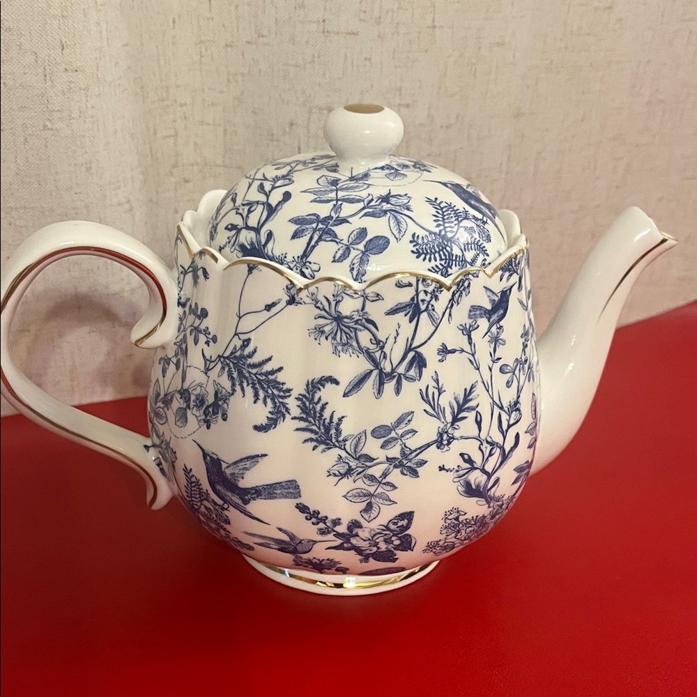 Blue White Bird by GRACE'S TEAWARE 5.5”H 5”D